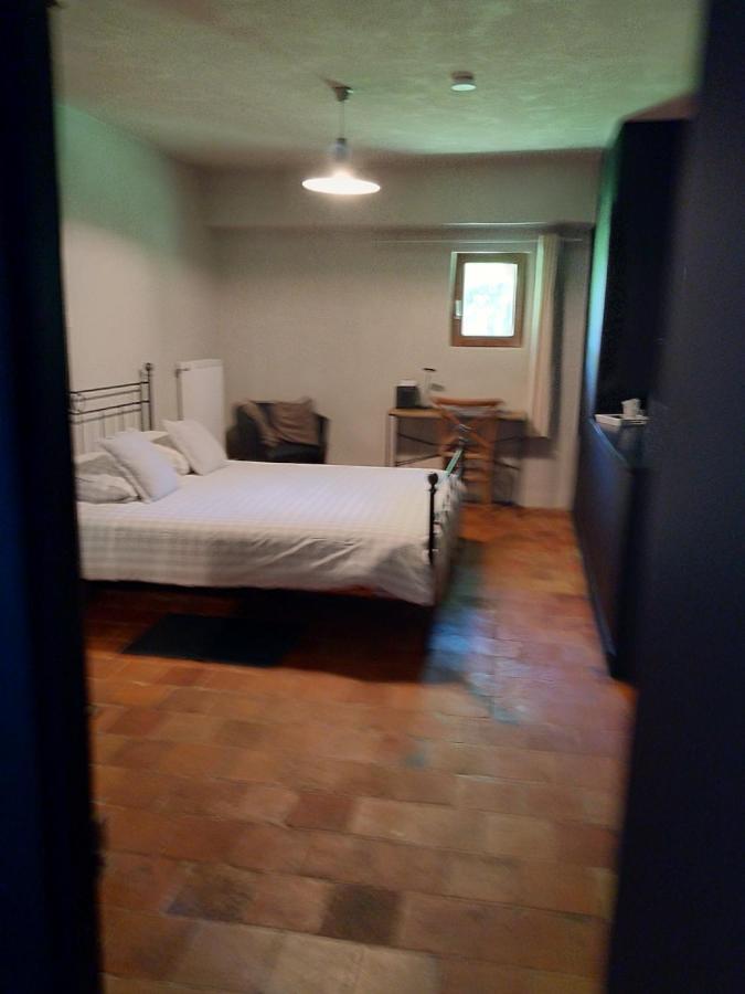 B&B De Hulst Izegem Bagian luar foto